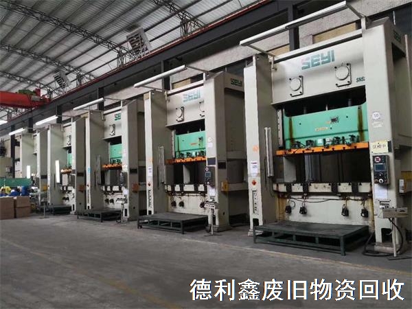 天津機床設備回收，天津觸控車床回收